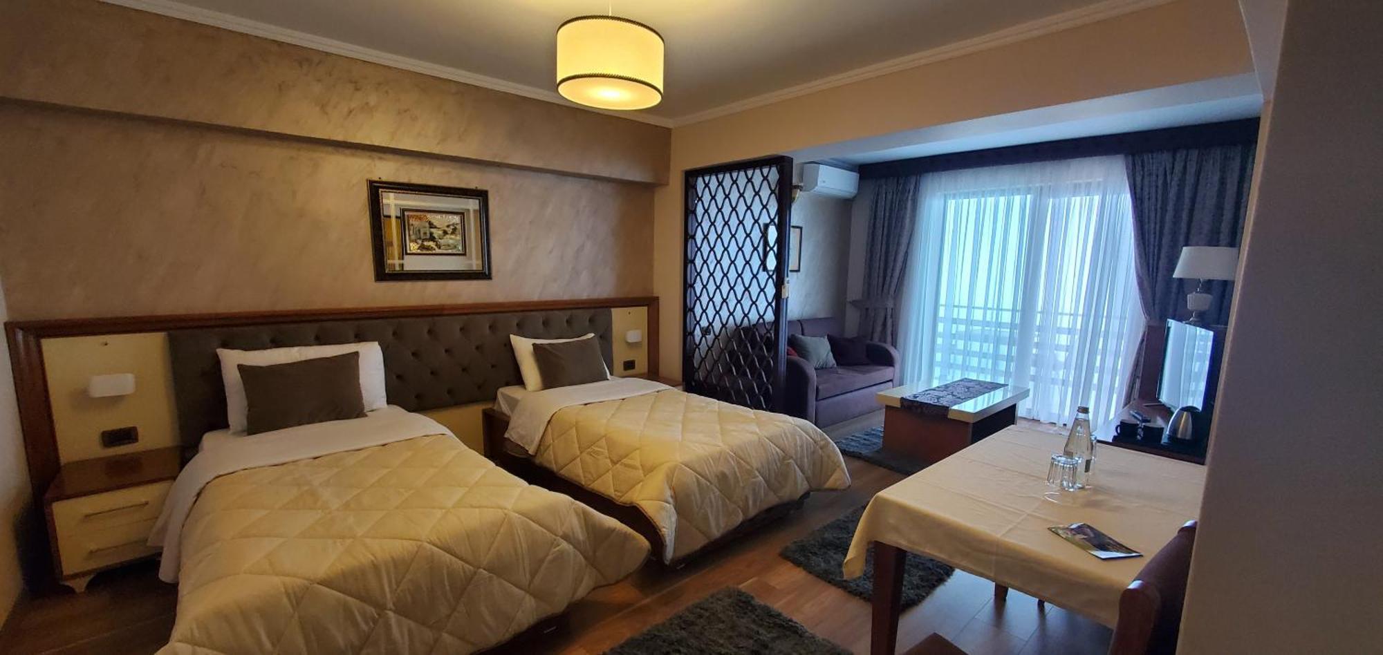 Hotel Panorama Dajt Luaran gambar