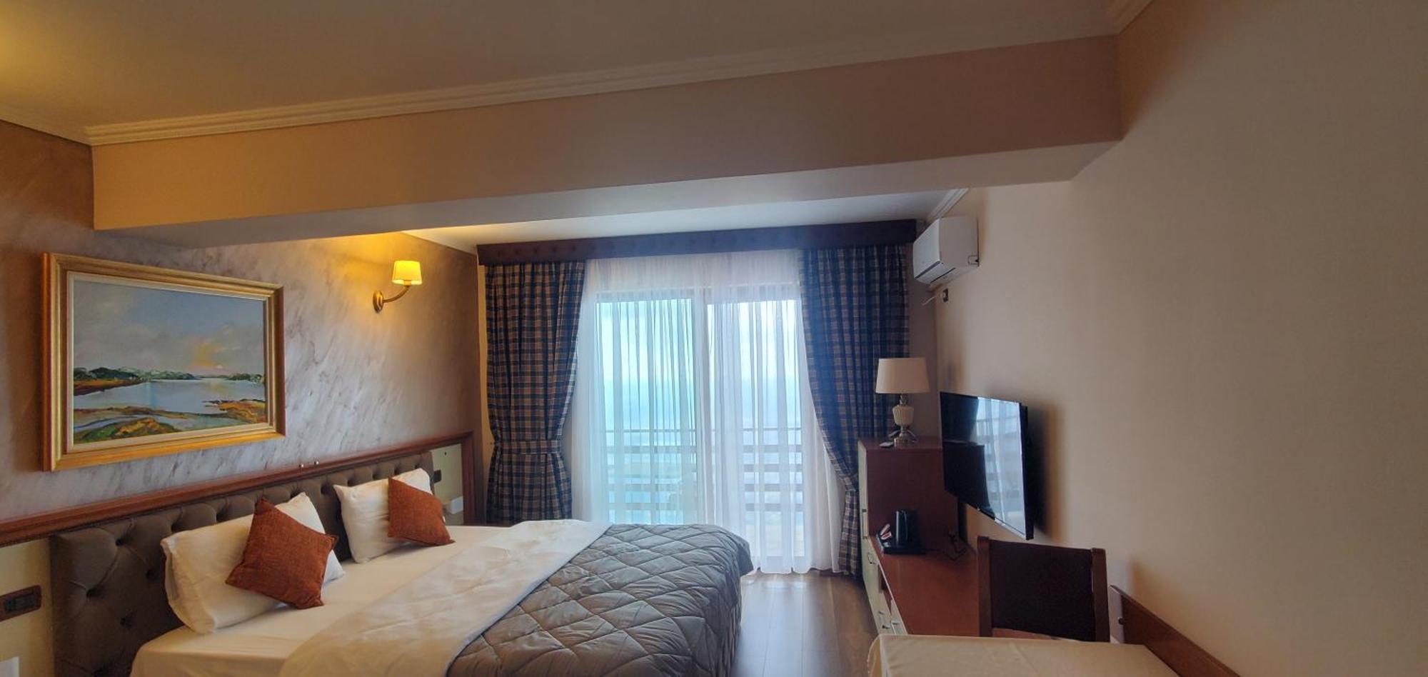Hotel Panorama Dajt Luaran gambar