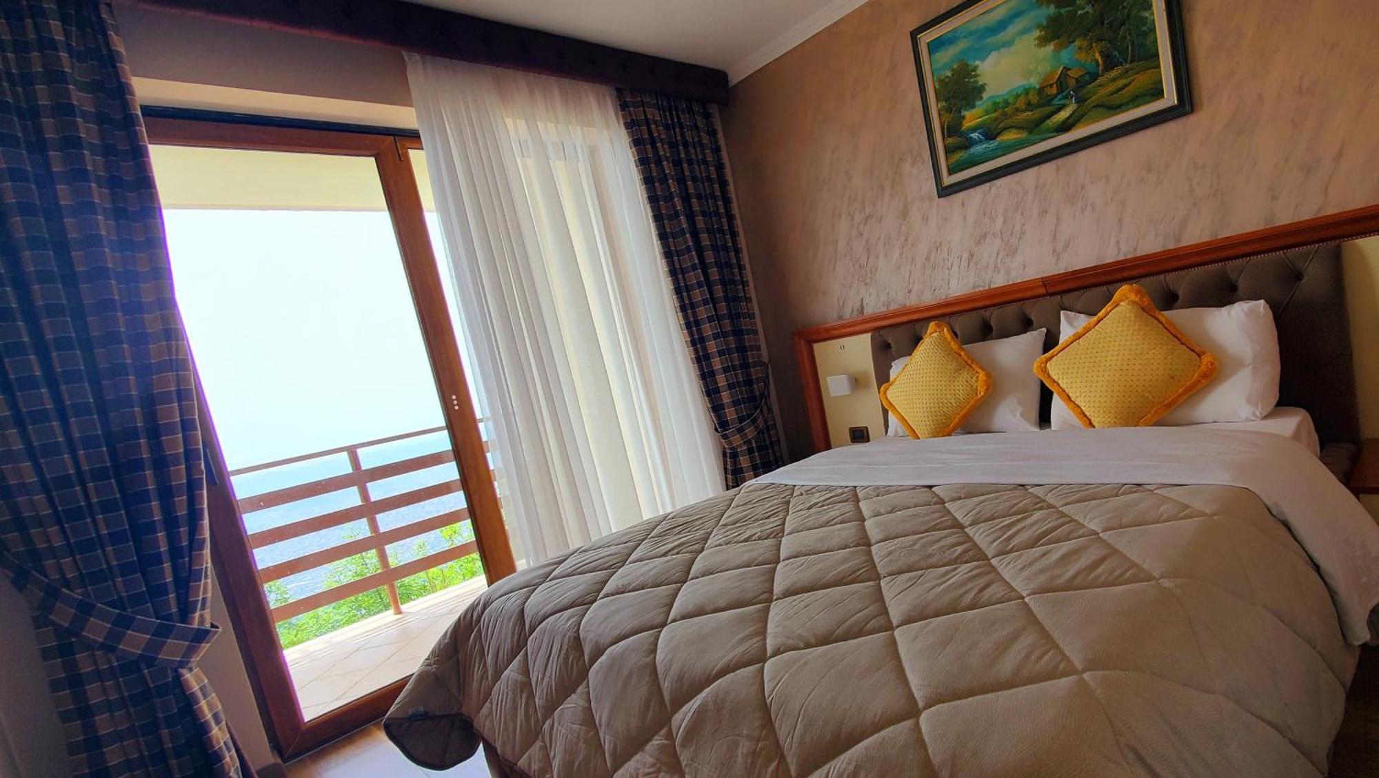 Hotel Panorama Dajt Luaran gambar